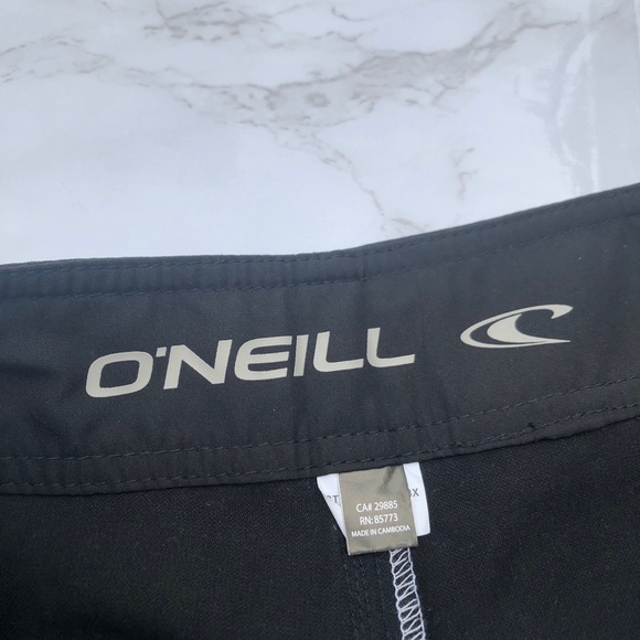 O’neill black and plaid men’s swim board shorts size 28 - Picture 4 of 13
